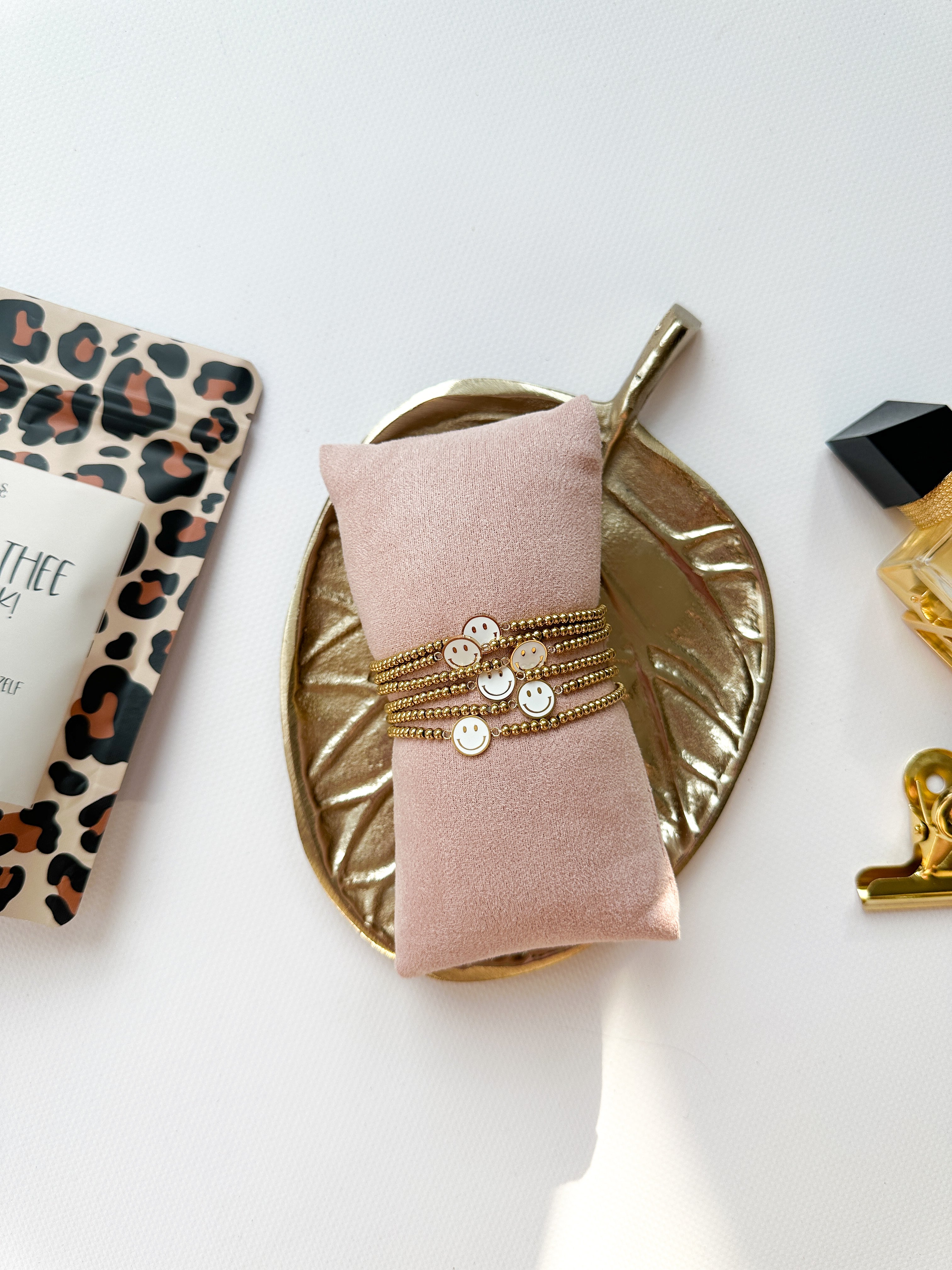 Set Bracelets | White Smiley | 6 pieces