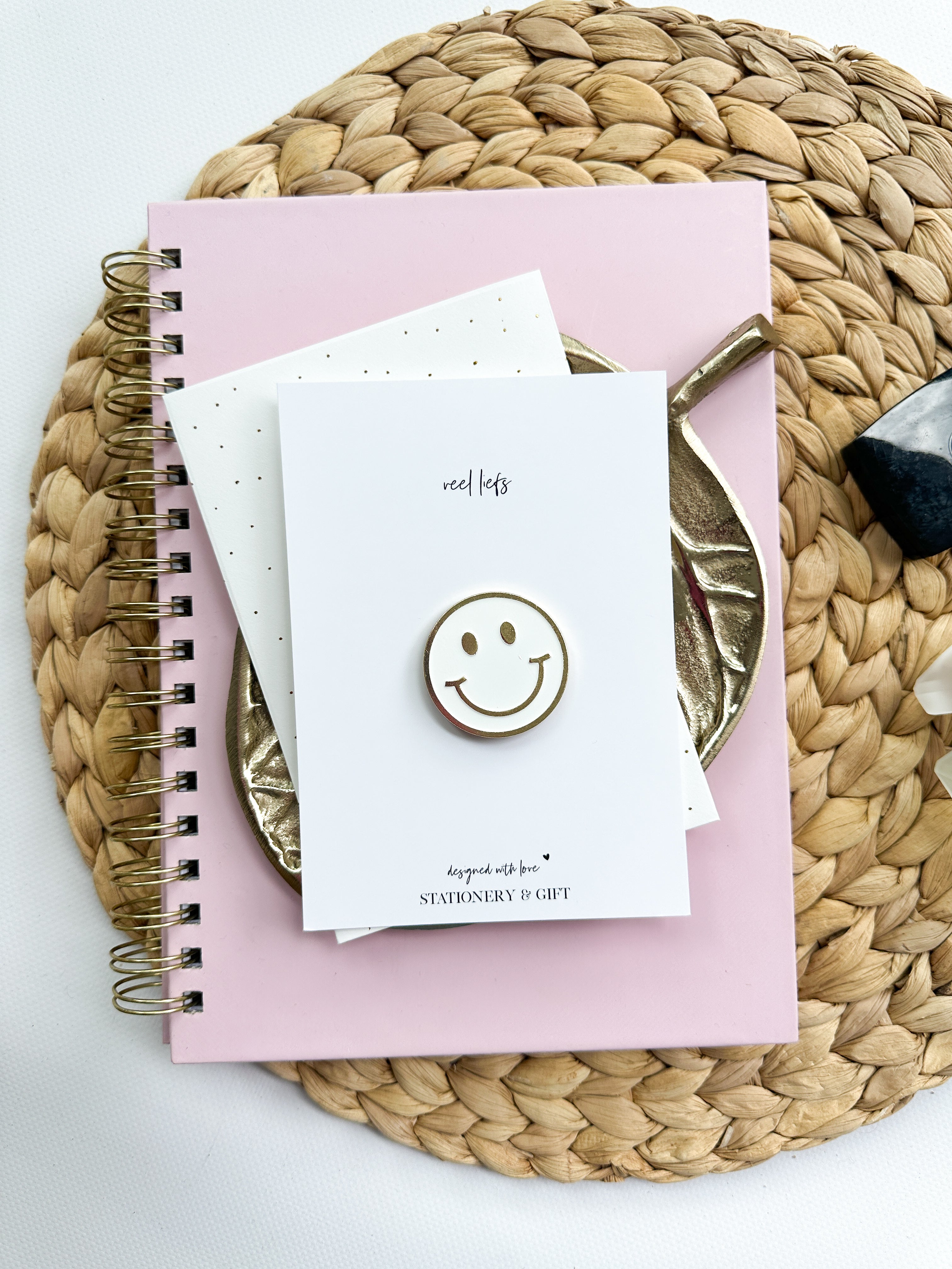 Vak 14 || PIN | Veel liefs | Smiley Wit ( met envelop! ) per 6 stuks