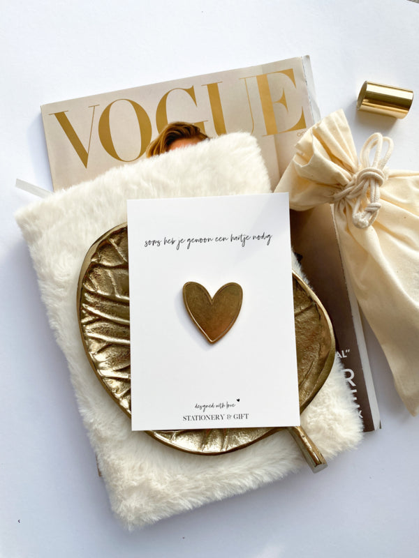 Pin | Sometimes you just need a heart | with a gold pin (including envelope) per 6 pieces