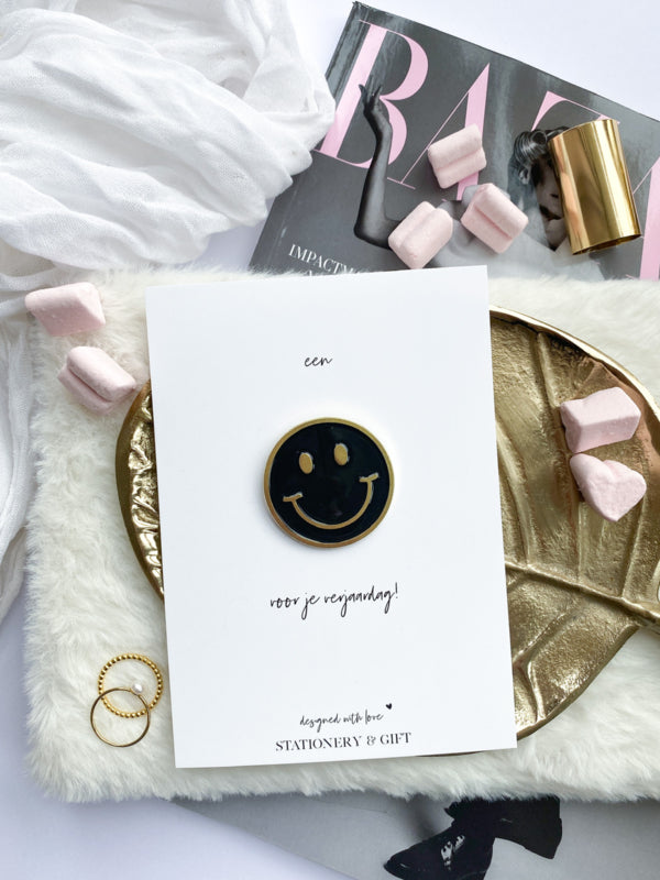 Pin | A SMILE for your birthday! | Black (with envelope!) per 6 pieces