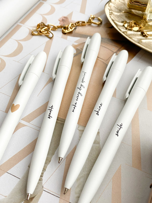 Pen | White &amp;amp; a Golden Heart per 6 pieces